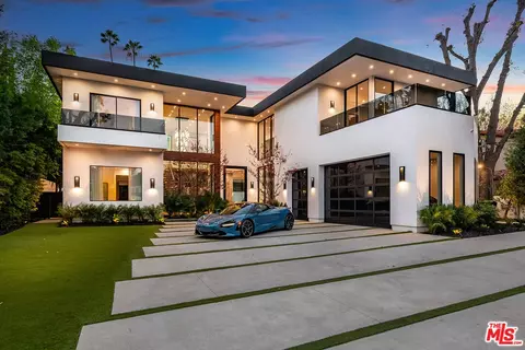 4530 Libbit Ave, Encino, CA 91436