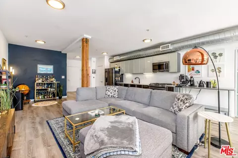 4215 Glencoe Ave #206, Marina Del Rey, CA 90292