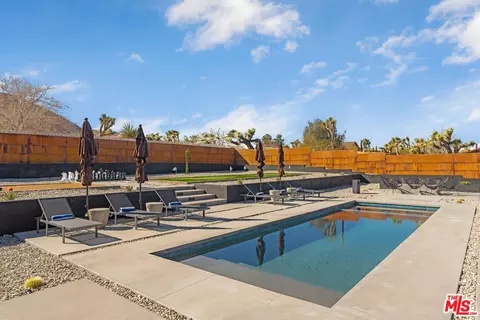 Exterior - 60323 La Mirada Trl, Joshua Tree, CA 92252 photo 2 of 15