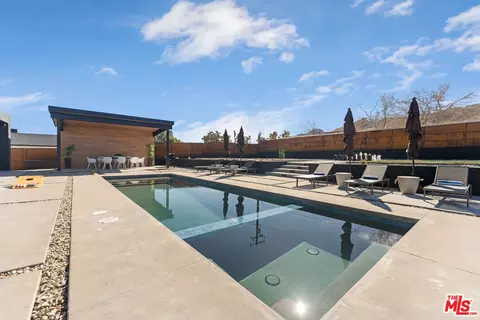 Exterior - 60323 La Mirada Trl, Joshua Tree, CA 92252 photo 7 of 15