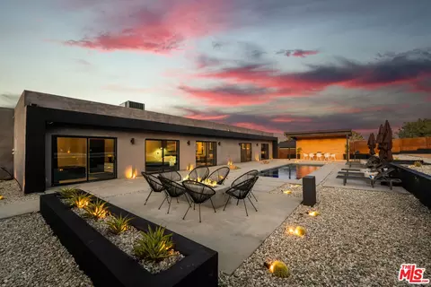 Exterior - 60323 La Mirada Trl, Joshua Tree, CA 92252 photo 4 of 15
