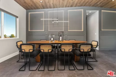 Dining - 60323 La Mirada Trl, Joshua Tree, CA 92252 photo 2 of 2