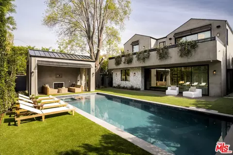 4165 Nagle Ave, Sherman Oaks, CA 91423