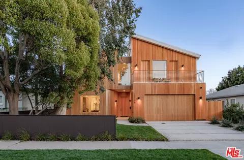 12736 Dewey St, Los Angeles, CA 90066