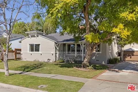 11855 Tiara St, Valley Village, CA 91607