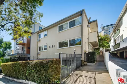 1141 Hacienda Pl, West Hollywood, CA 90069