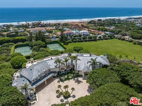 6051 Philip Ave, Malibu, CA 90265