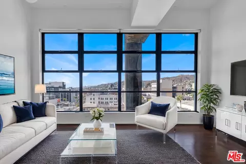 1645 Vine St #711, Los Angeles, CA 90028