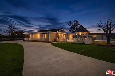 2232 W Avenue M4, Palmdale, CA 93551