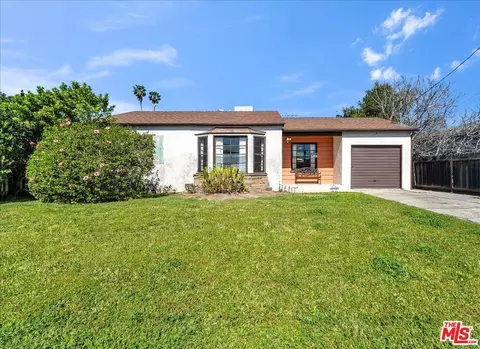 13621 Addison St, Sherman Oaks, CA 91423