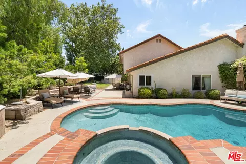 29003 Indian Ridge Ct, Agoura Hills, CA 91301