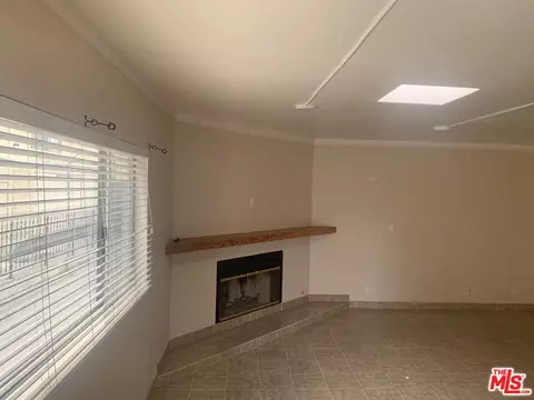 Living - 7304 Canby Ave, Reseda, CA 91335 photo 2 of 4