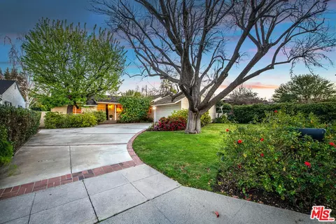 5102 Gaviota Ave, Encino, CA 91436