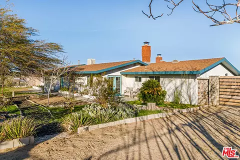 6391 Ruth Dr, Yucca Valley, CA 92284
