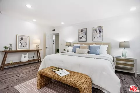 1337 Berkeley St #6, Santa Monica, CA 90404