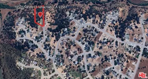 19501 Sandy Ct, Tehachapi, CA 93561 photo 5