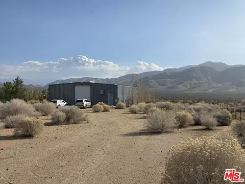 27003 Waalew Rd, Apple Valley, CA 92307