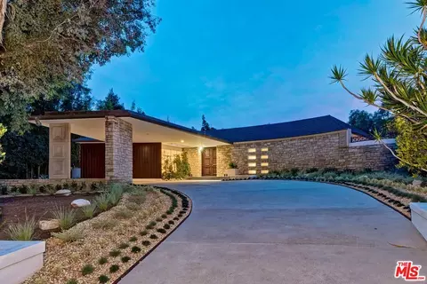 909 N Alpine Dr, Beverly Hills, CA 90210