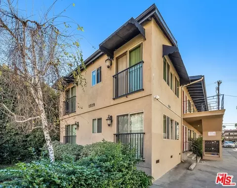 1519 Armacost Ave, Los Angeles, CA 90025