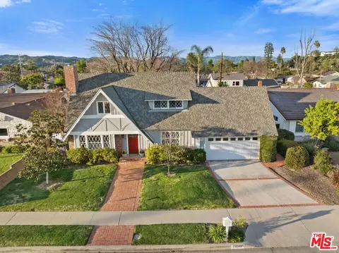 23643 Califa St, Woodland Hills, CA 91367