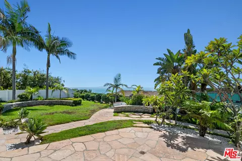 18073 Sandy Cape Dr, Pacific Palisades, CA 90272