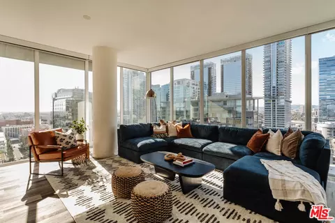 1050 S Grand Ave #1901, Los Angeles, CA 90015