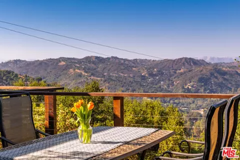 20158 Observation Dr, Topanga, CA 90290
