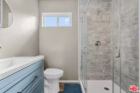 Bath - 24316 Arcadia St, Newhall, CA 91321 photo 4 of 4