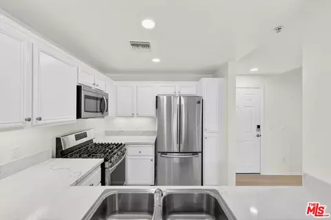 13200 Pacific Promenade Prome Prome #351, Playa Vista, CA 90094