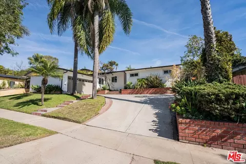 5552 S Corning Ave, Los Angeles, CA 90056