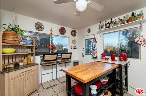 1556 Rollins Dr, Los Angeles, CA 90063