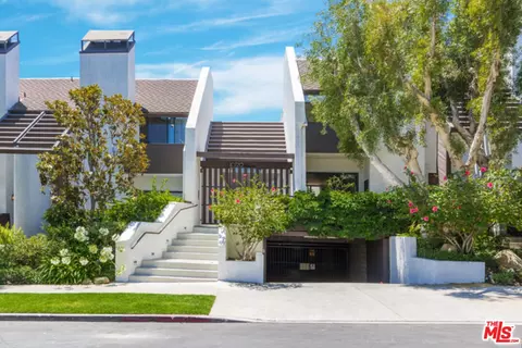 10720 Ohio Ave #8, Los Angeles, CA 90024