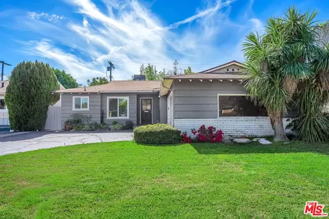 13452 Delano St, Van Nuys, CA 91401
