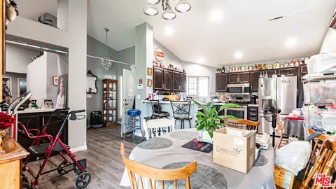 Other - 650 Bluebell Pl, Oxnard, CA 93036 photo 2 of 3
