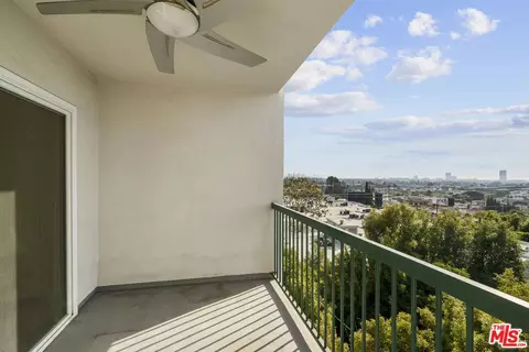 8550 Holloway Dr #405, West Hollywood, CA 90069
