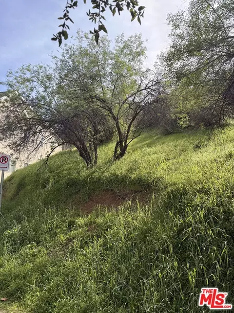 7122 High Cliff Trl, Tujunga, CA 91042 photo 8
