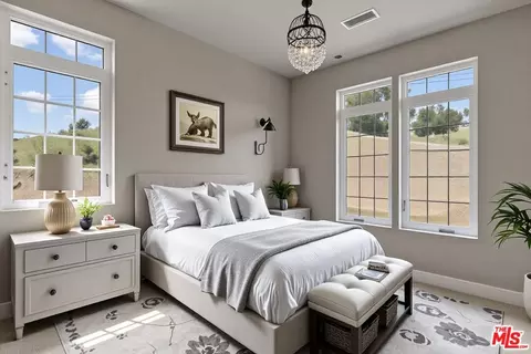 Bedroom - 29300 Horsethief Dr, Tehachapi, CA 93561 photo 2 of 3