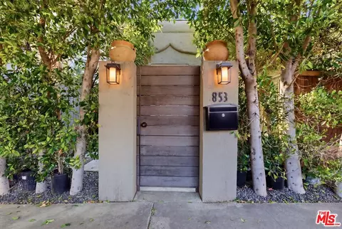 855 N Sweetzer Ave, West Hollywood, CA 90069