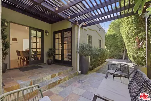 855 N Sweetzer Ave, West Hollywood, CA 90069