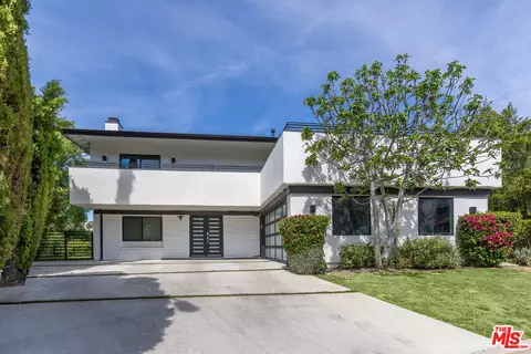 22623 Cavalier St, Woodland Hills, CA 91364