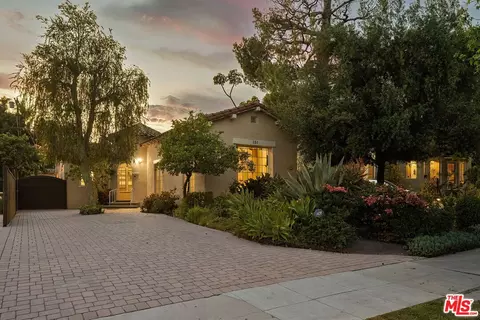 151 N Poinsettia Pl, Los Angeles, CA 90036