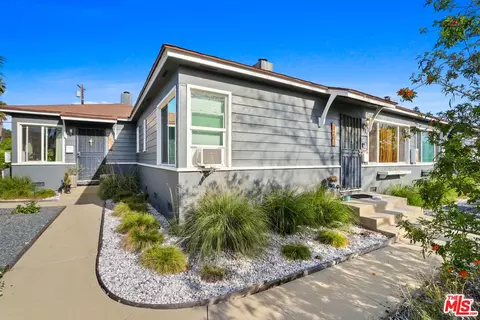 Exterior - 4201 E Jacinto Way, Long Beach, CA 90815 photo 4 of 13