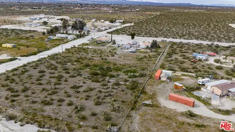 View/Area - 4120 La Mesa Rd, Phelan, CA 92371 photo 6 of 9