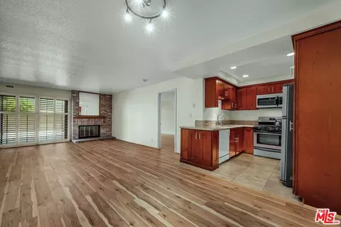 8512 Tuscany Ave #207, Playa Del Rey, CA 90293