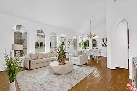 5935 Playa Vista Dr #303, Playa Vista, CA 90094