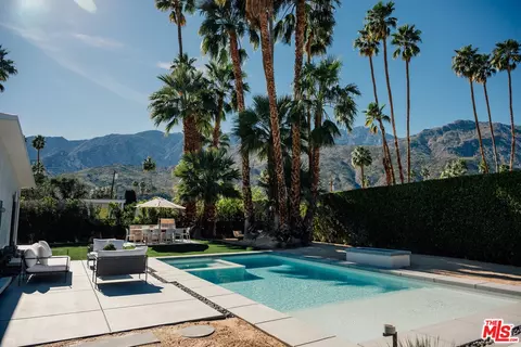 922 E Anza Dr, Palm Springs, CA 92264
