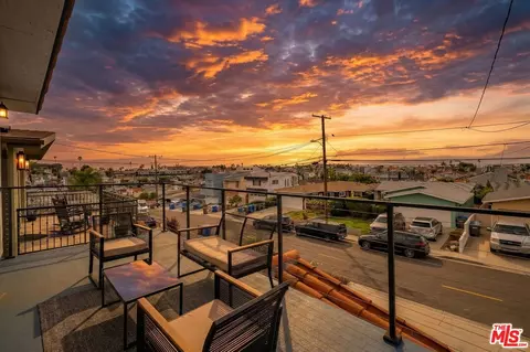1730 Van Horne Ln, Redondo Beach, CA 90278