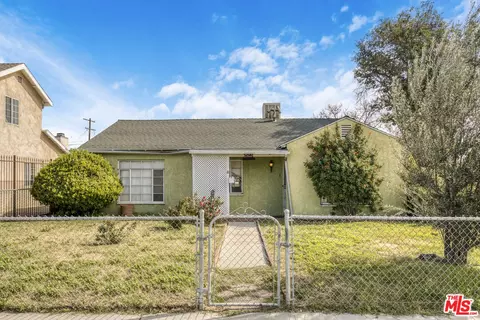 7502 Eton Ave, Canoga Park, CA 91303