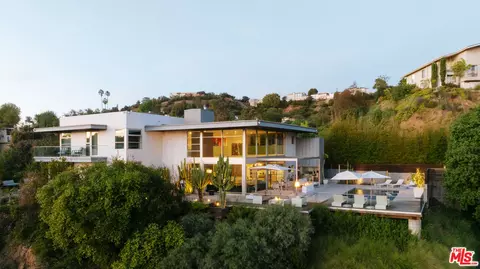 2651 Nichols Canyon Rd, Los Angeles, CA 90046