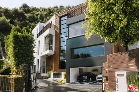 9852 San Cir, Beverly Hills, CA 90210